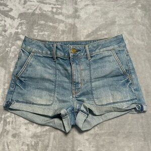 American Eagle Cuffed Denim Shorts Women’s 6 High Waist